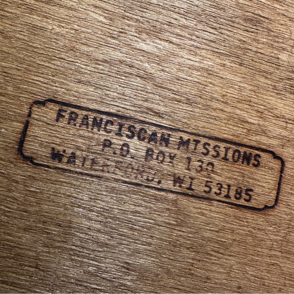 Franciscan Native American Nativity Set - Brown and Red - Picture 10 of 10